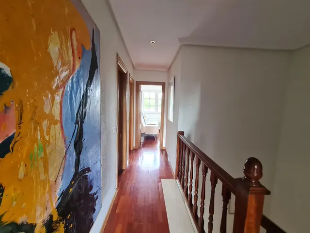 Chalet adosado en alquiler con terraza, piscina y dos plazas de garaje junto al Paseo de Zorrilla — 31