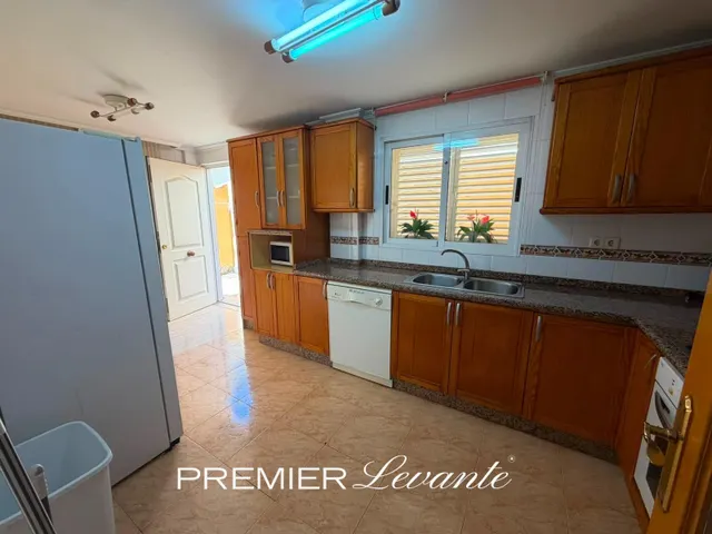 Amplio pareado en la nucia con piscina privada — 14