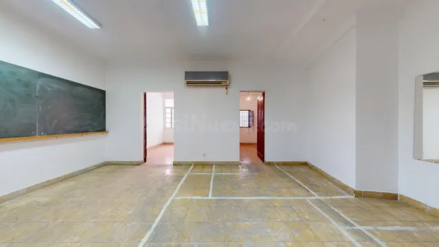 Amplia vivienda con carácter en la histórica Calle Sant Jaum - foto 3