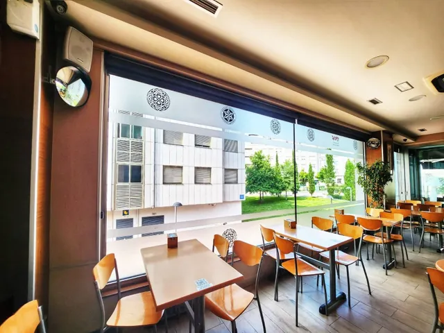 Local comercial 118m² en venta - La Parda