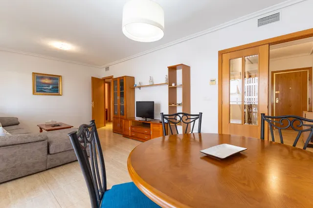 Vivienda amplia en Residencial Isla Tabarca — 4