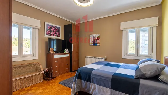 Amplia vivienda reformada situada en el couto. — 14