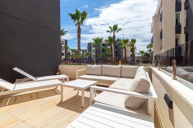 APARTAMENTO DE 2 DORMITORIOS Y 2 BAÑOS EN ORIHUELA COSTA (VI - foto 2