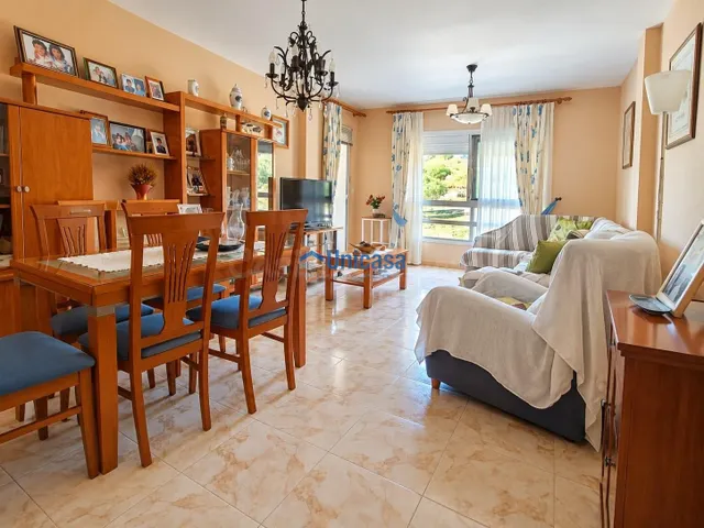 Piso de 3 dormitorios con terraza, patio, garaje y trastero — 3