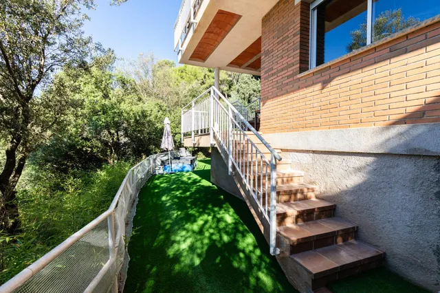 Casa con vistas espectaculares — 20