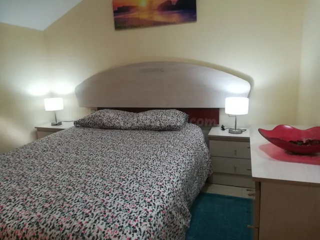 Apartamento con encanto junto a Sol · Sexta planta con ascen - foto 4
