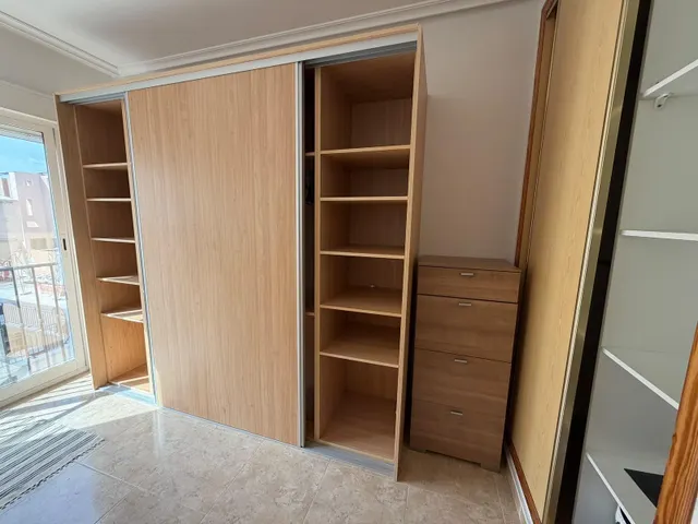 Piso moderno en residencial con solárium y piscina — 8