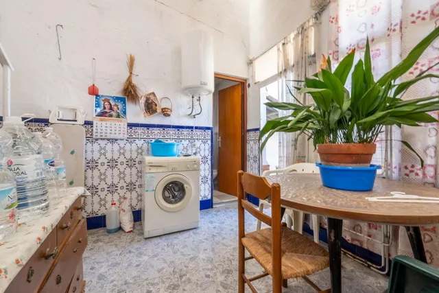 ¡Descubre tu nuevo hogar en benalúa de las villas! — 24
