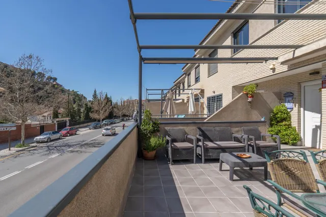 VENTA DE EXCLUSIVA CASA EN CARRETERA DE LA SIERRA - GRANADA — 21
