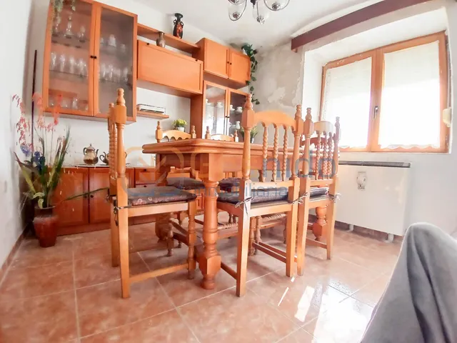 ESTUPENDA CASA en NAVAFRIA (SEGOVIA) con AMPLIA PARCELA — 10