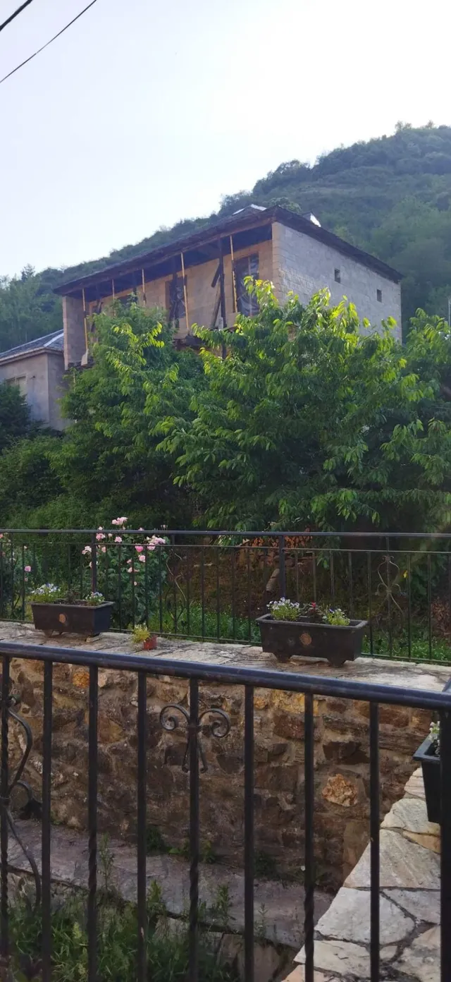 SE VENDE CASA EN CONSTRUCCIÓN  EN VILLANUEVA DE VALDUEZA — 16