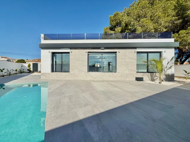 Villa 4 habitaciones 205m² en venta - Centro de la Ciudad Qu - foto 3