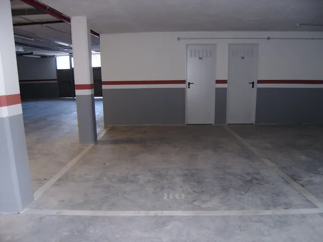 Tenerife sur. San Isidro.  Piso 3 habitaciones, salon comedor, balcon., cocina independiente. — 8