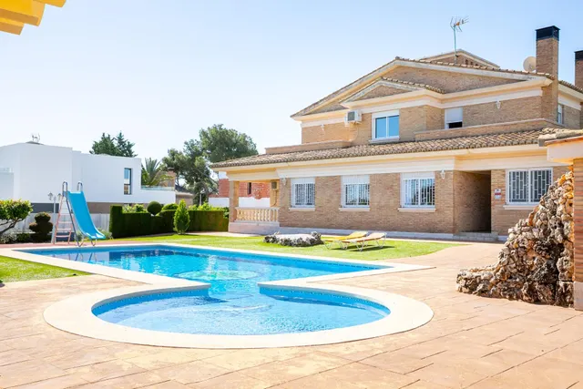 ESPECTACULAR CHALET EN SANTA APOLONIA, EL VEDAT DE TORRENT - foto 2