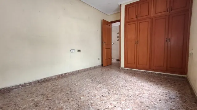 Apartamento 4 habitaciones 140m² en venta - Zona Centro — 18