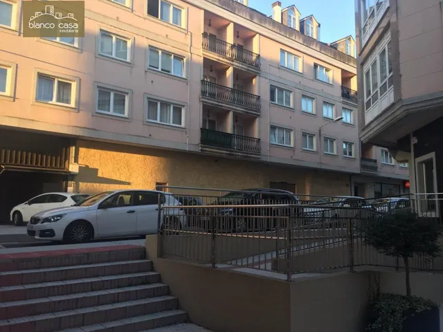 Local comercial de 280m2 segregables, muy céntrico, en alquiler en A Laracha — 9