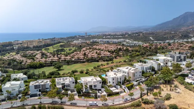 Chalet 5 habitaciones 592m² en venta - Marbella — 49