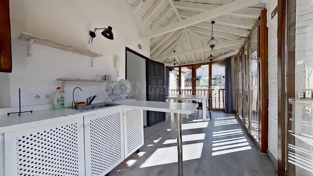 Edificio turístico con cambio de uso a Hostal — 15