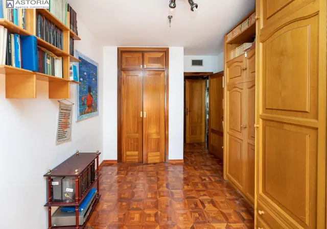 VIVIENDA EN ZONA CENTRO - ALHAMAR, CON PLAZA DE GARAJE Y CALEFACCIÓN — 23