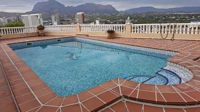 ESPECTACULAR CHALET EN BENIDORM CON APARTAMENTO DE VERANO — 48