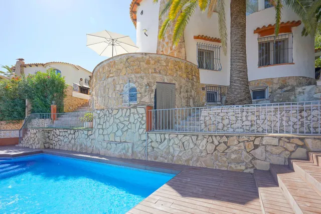 Villa 6 habitaciones 350m² en venta - Canuta — 46