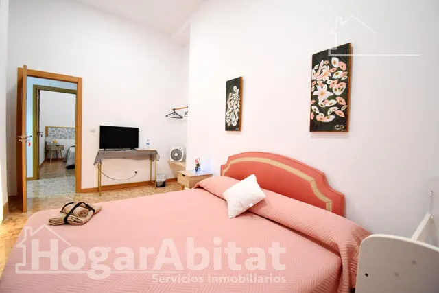 ¡CENTRO DE GANDIA! BAJO MUY AMPLIO CON TERRAZA Y TRASTERO — 32