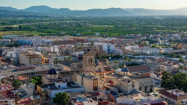 CASA EN LAS MONSERRATINAS, ORIHUELA — 32