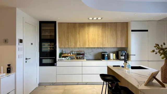 APARTAMENTO MODERNO CON TERRAZA PRIVADA DE 95 m2, JACUZZI Y GARAJE CERRADO — 4