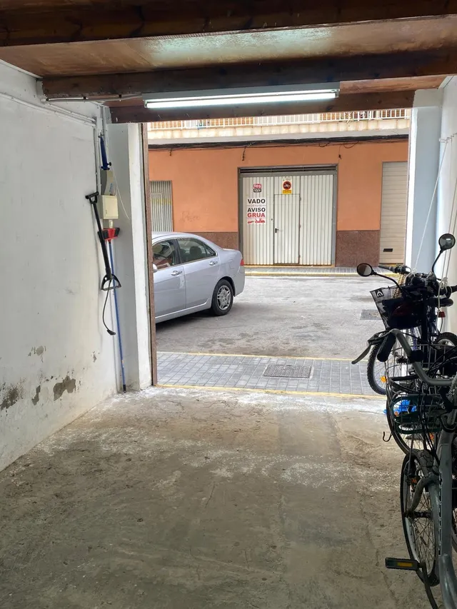 Garaje con altillo y vado en zona Club Naútico de Santa Pola — 7