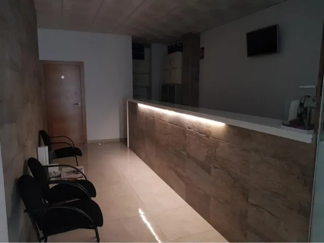 Se vende o alquila oficina en zona Puente de la Virgen — 6