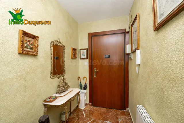 Piso de 3 dorm. en Camino Bajo de Huétor. — 4