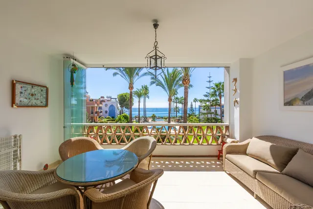 Apartamento 2 habitaciones 128m² en venta - Estepona Golf