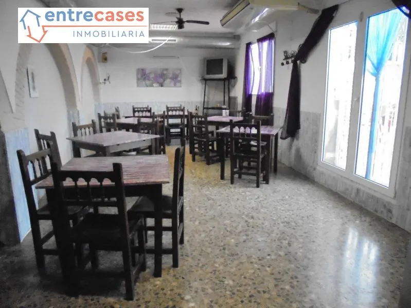 VENTA SOLAR INDUSTRIAL ZONA BALADRE PUERTO DE SAGUNTO CON VIVIENDA Y BAR