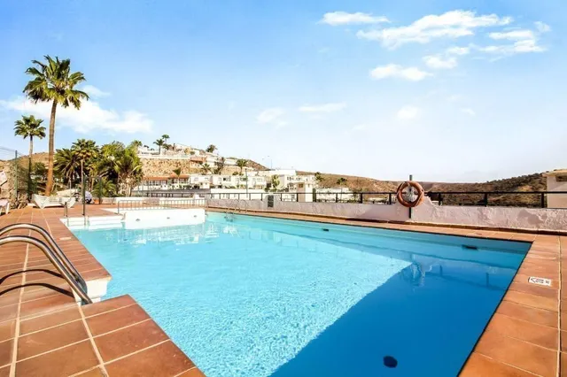 Apartamento en perfecto estado con terraza y sol de mañana — 5