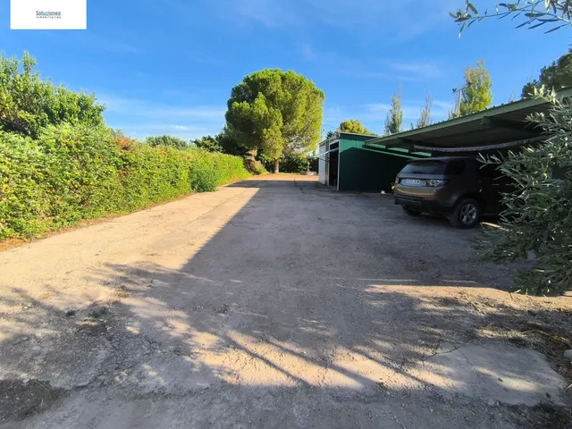 Exclusivo Chalet Seminuevo en Albacete con Amplias Instalaciones de Lujo — 9