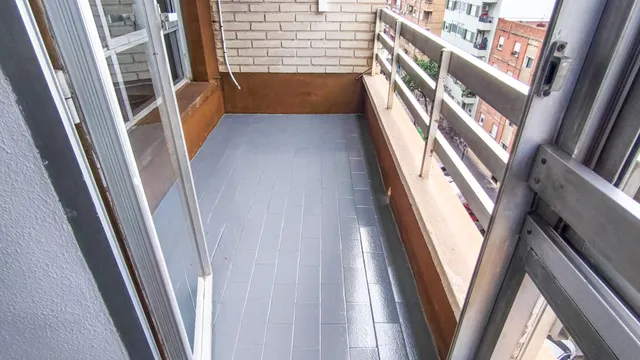 Amplio Piso en Alquiler con Terraza en La Creu del Grau, Valencia — 3