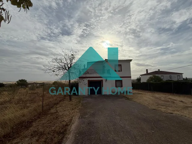 ¡ESPECTACULAR CHALET EN VENTA EN SIERRA DE FUENTES, CÁCERES! — 7