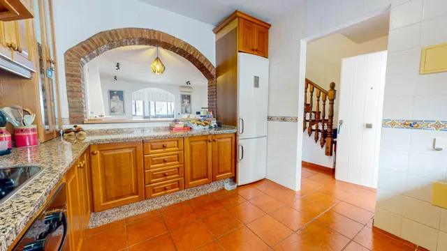 PRECIOSA CASA  A LA VENTA EN BENAHAVIS — 8