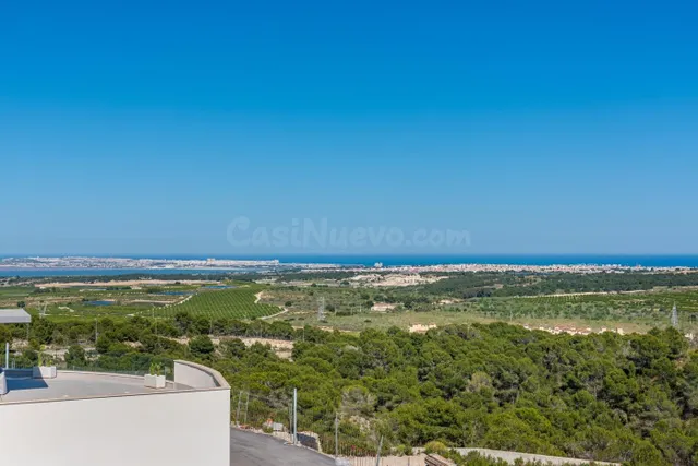IMPRESIONANTE VILLA DE LUJO DE 3 DORMITORIOS CON PISCINA PRI - foto 3