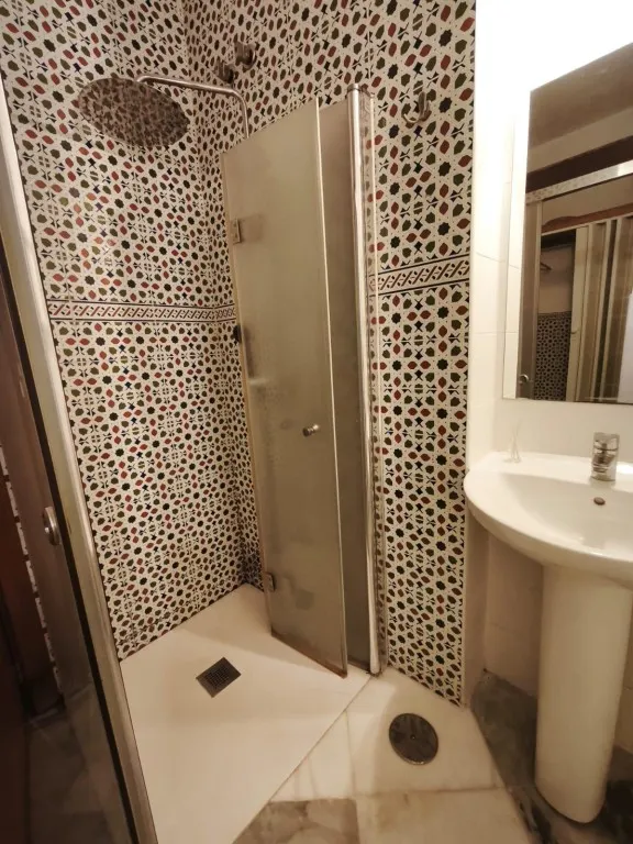 Estupendo piso en alquiler en El Arenal Sevillano con patio y garaje!! — 23