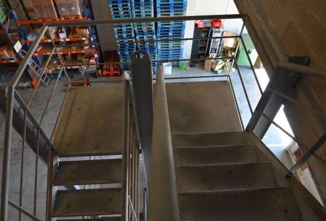 Nave esquinera en alquiler en zona industrial de Vilanova i la Geltrú — 23