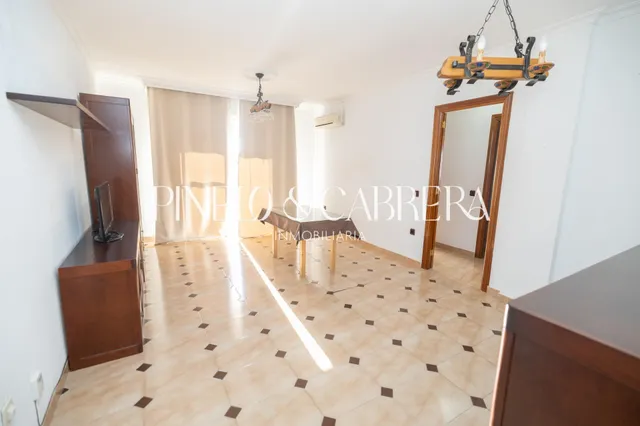 Piso en venta con terraza y ascensor en calle madrid — 20