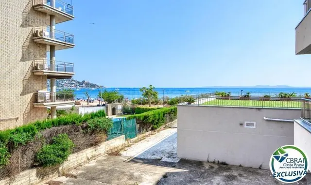 Apartamento en primera línea de mar con vistas en Salatar, R - foto 3