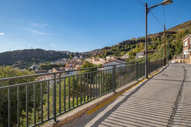 Amplísima casa en Güejar Sierra con espectaculares vistas — 20