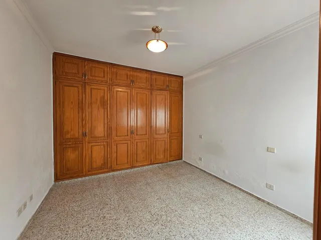 Chalet adosado en venta en Calle Misericordia — 16