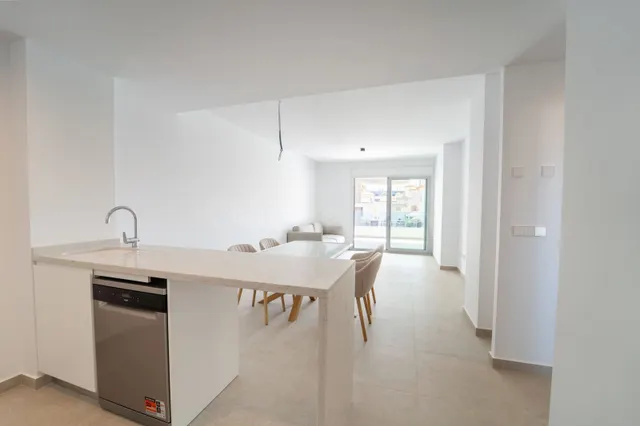 Apartamento de 2 dormitorios en Playa Flamenca - foto 5