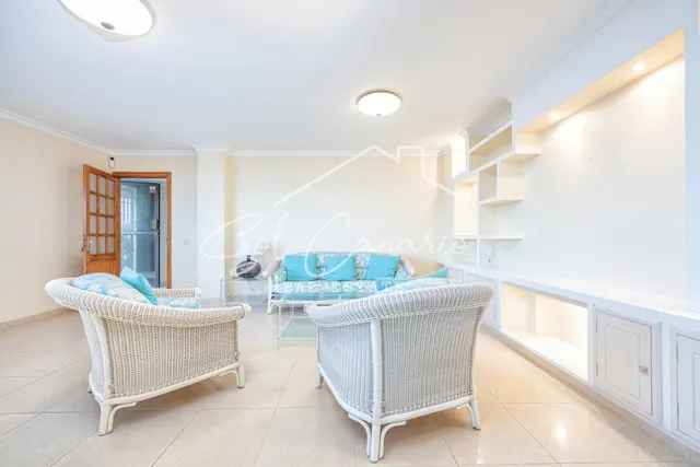 Exclusivo Piso en Primera Línea de Playa de Las Canteras con Vistas al Mar — 3