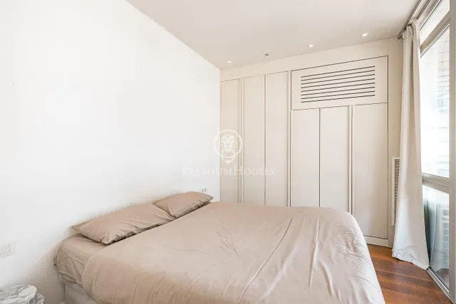 Piso en Venta Zona Francesc Macià — 21