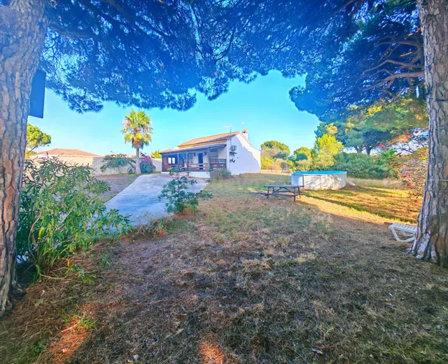 Chalet independiente en parcela de 1.000 m2 – Entorno natura - foto 4