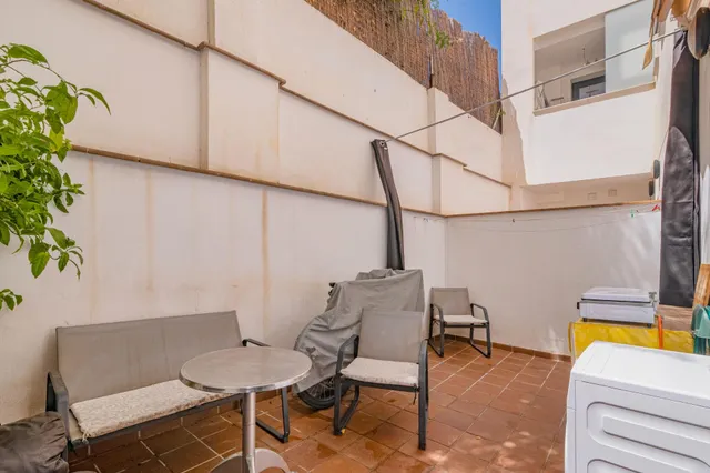 Precioso duplex moderno con patio — 32